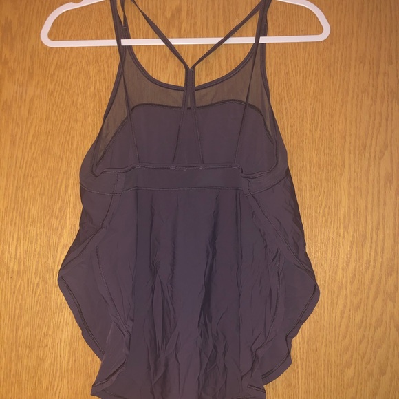 Lululemon workout tank - Picture 2 of 2